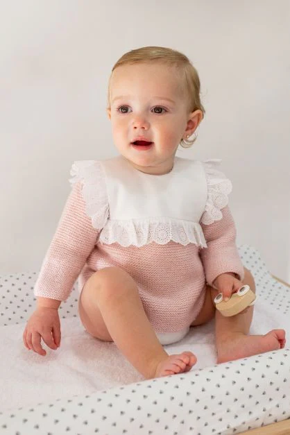 Babero Con Rizo Impermeable Gracia
