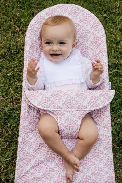 Babero de Baba Cuadrado Con Rizo Impermeable Hojitas