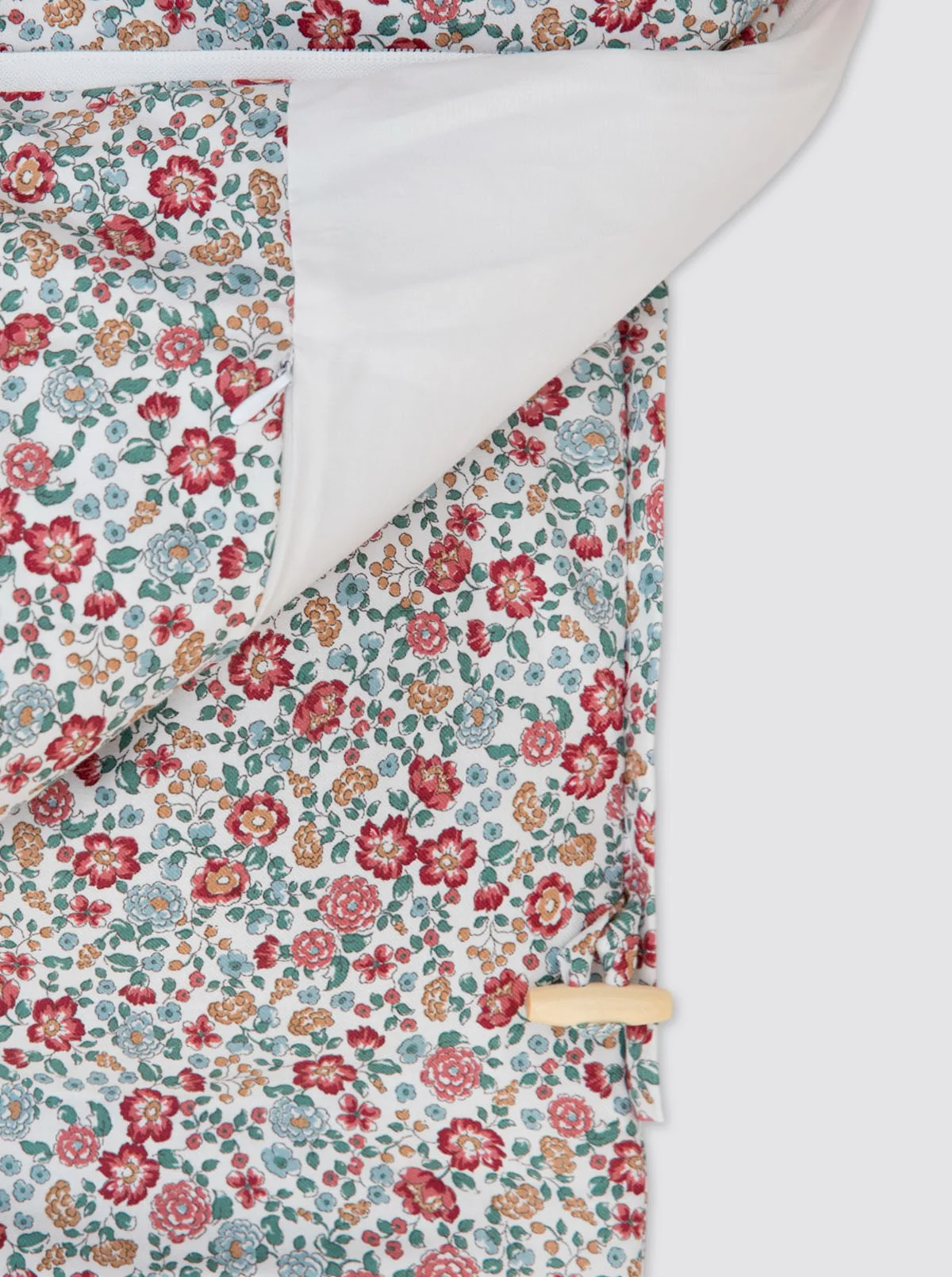 Funda con saco para hamaca Babybjörn Flores Nina Burdeos - Image 2