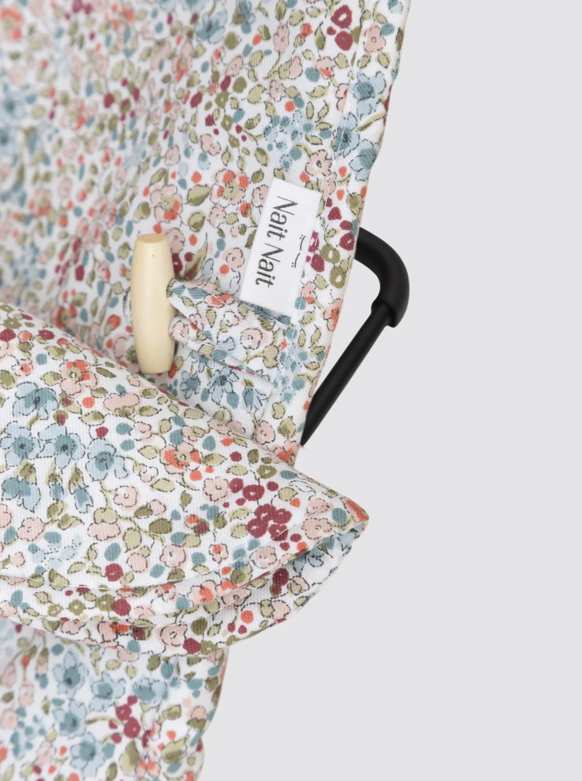 Funda para hamaca Babybjörn Blanca Burdeos - Image 2